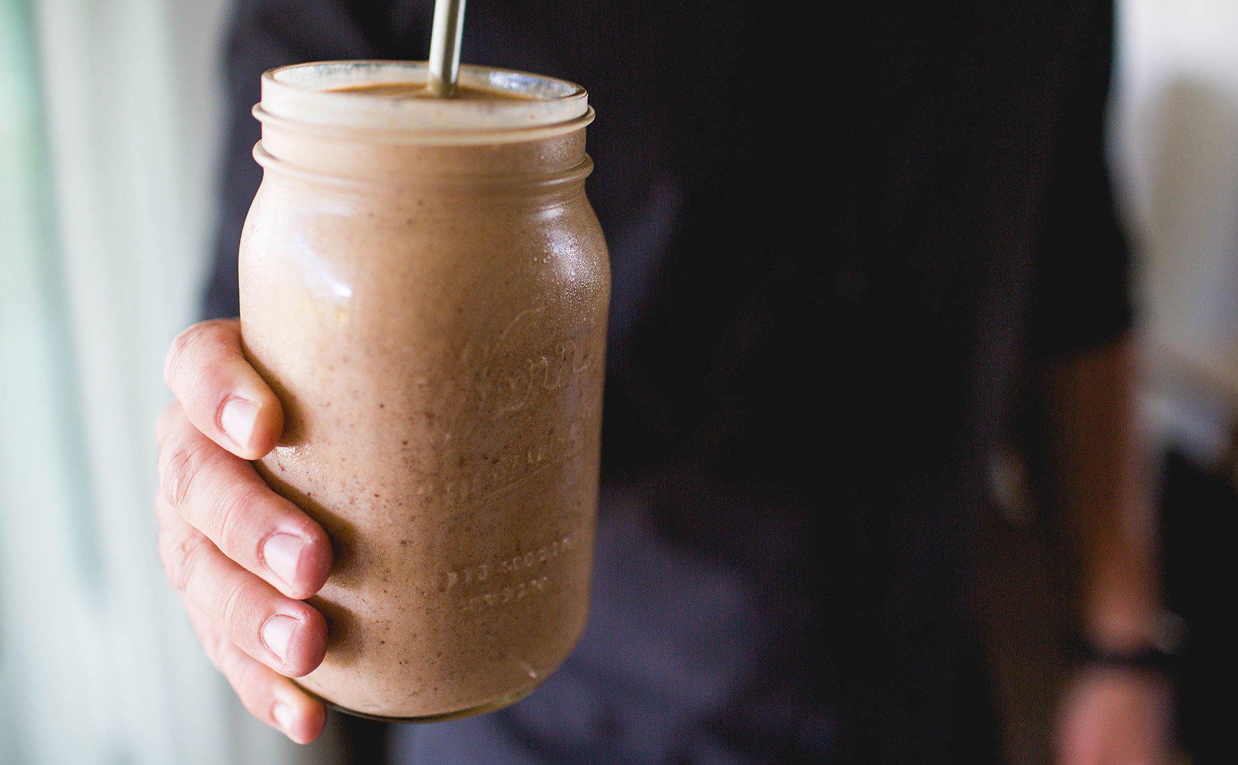 chocolate nut pre-workout smoothie